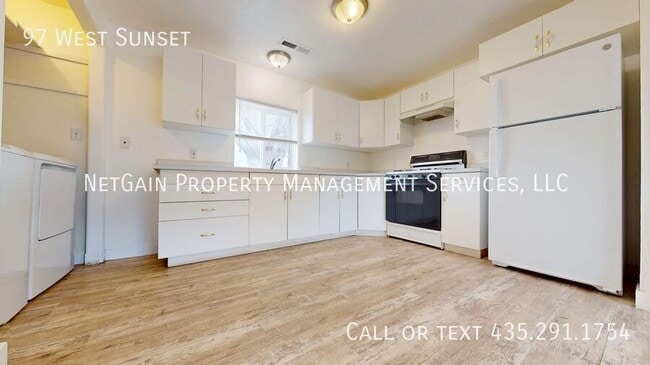 Building Photo - 97 West Sunset-