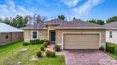 Building Photo - Amazing 3 bedroom 2 bath home in Rotonda W...