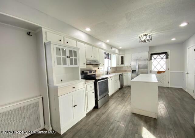 Building Photo - 907 E Drinker St