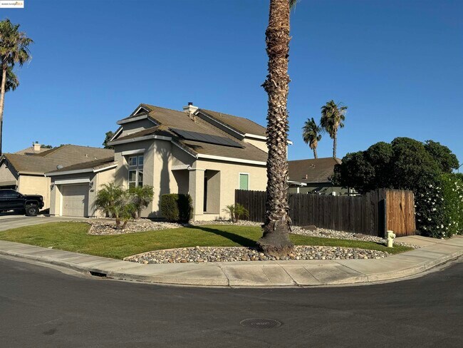 Building Photo - 4507 Cove Ln