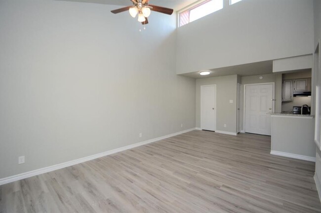 Building Photo - 13151 Walden Rd
