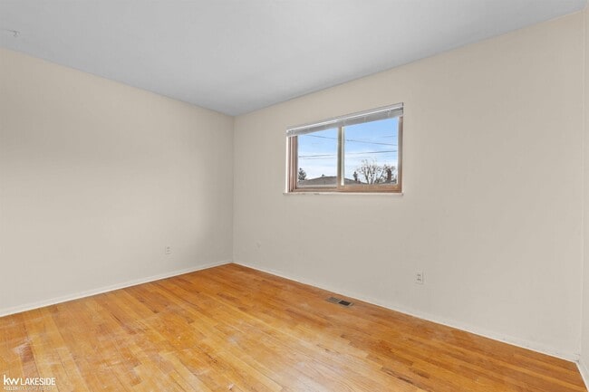 Building Photo - 11050 Irene Ave