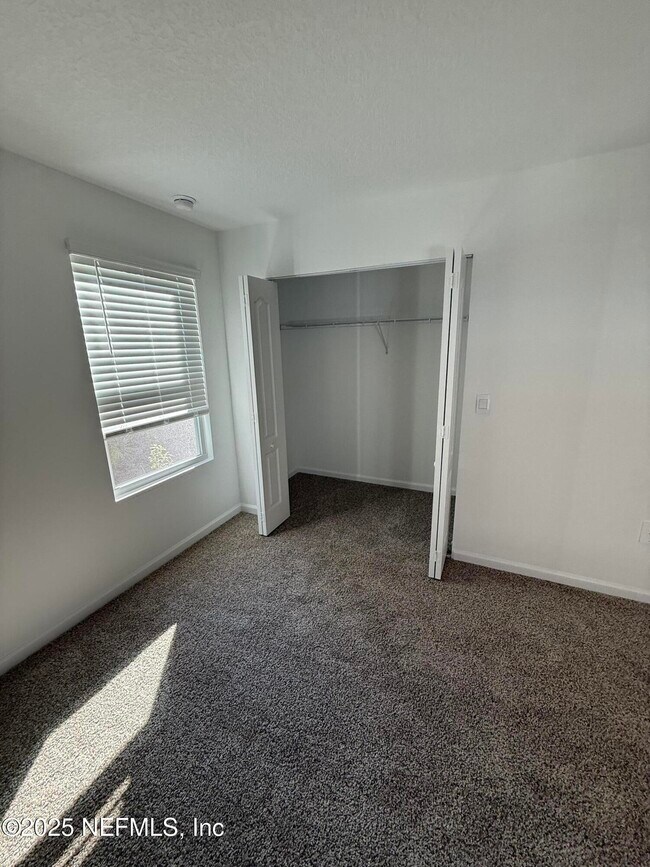 Building Photo - 55 Blue Hvn Rd