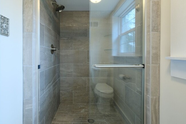 Building Photo - 54 Whitehead Dr