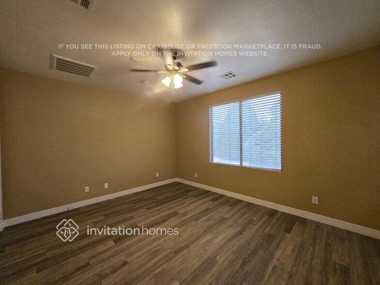 Building Photo - 4331 Oasis Plains Ave