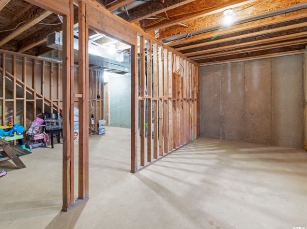 Building Photo - 652 Pimlico Dr