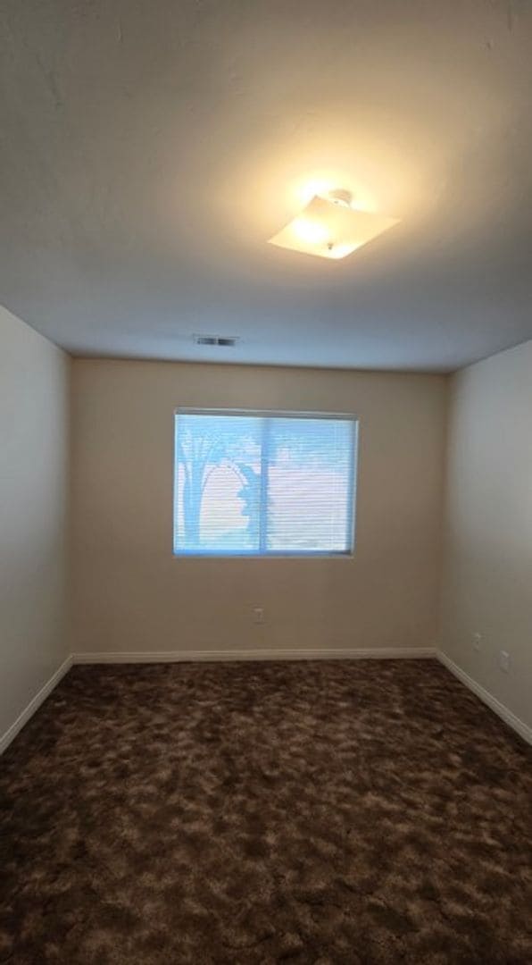 Building Photo - 3106 Colville Ave