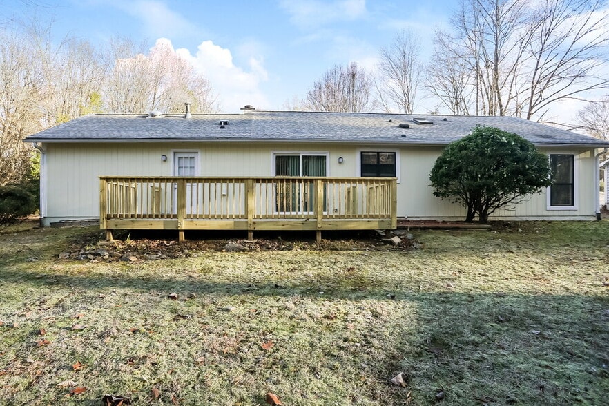 Building Photo - 8428 Rittenhouse Cir