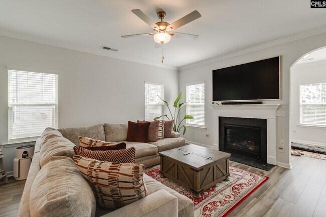 Building Photo - 1045 Ashcroft Cir