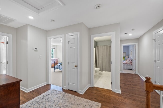 Building Photo - 105 Silverado Trail