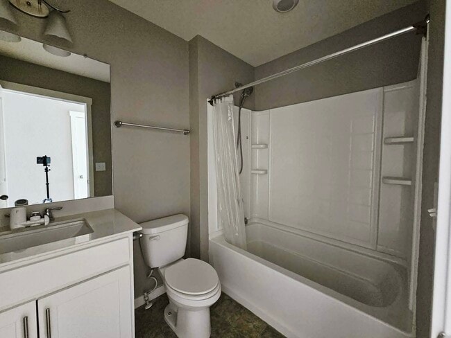 Building Photo - 10116 Castor Dr