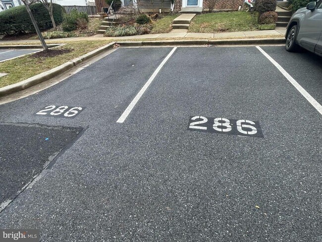 Building Photo - 12509 Laurel Grove Pl