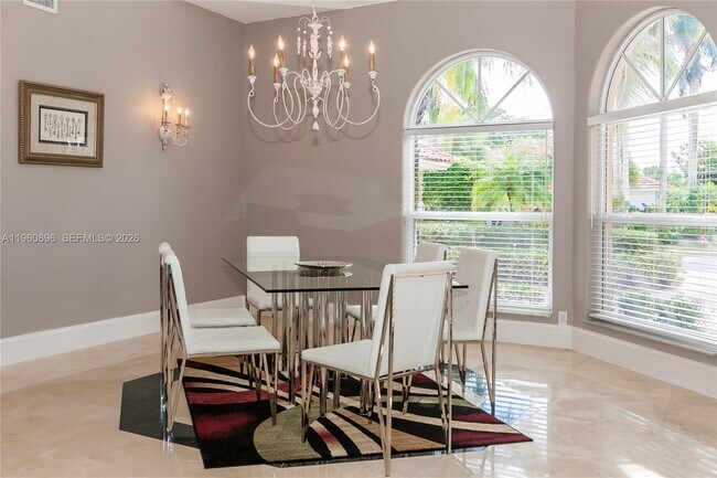 Building Photo - 3162 Inverness