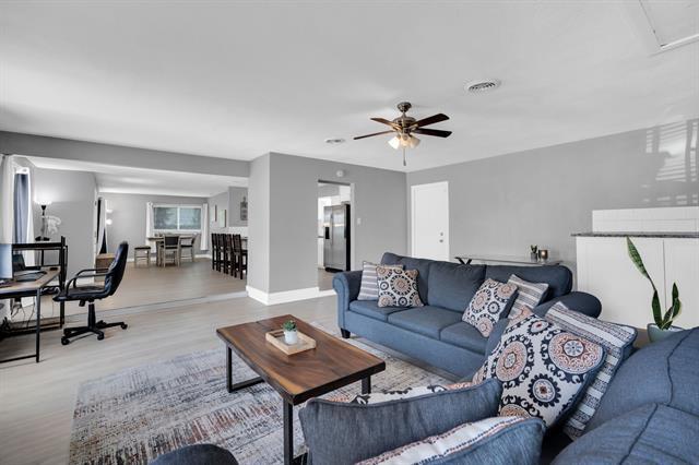 Building Photo - 7617 Texridge Dr