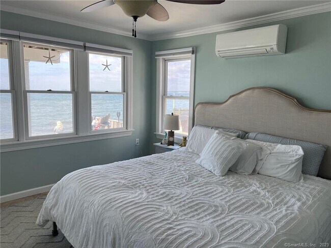 Building Photo - 145 Plum Bank Rd