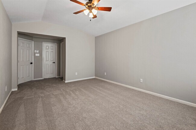 Building Photo - 107 S Spiral Vine Cir