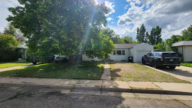 Building Photo - 2421 13th Ave