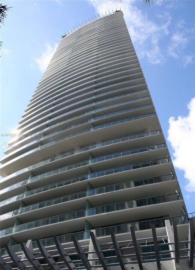 Building Photo - 1100 S Miami Ave