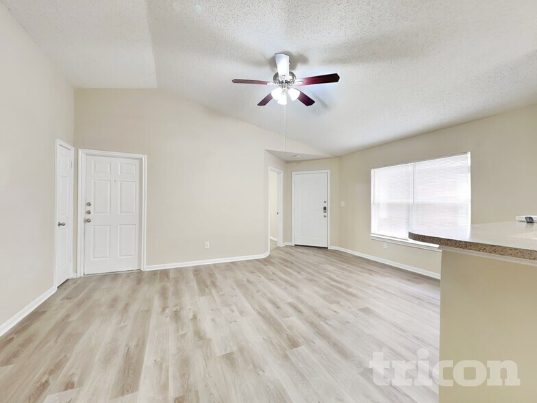 Building Photo - 3135 Kelling St