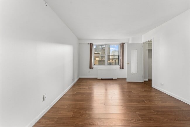 Building Photo - 151 Tremont St