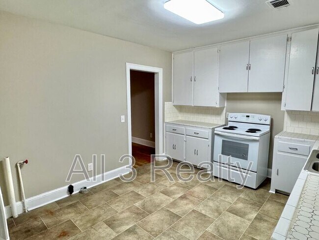 Building Photo - 108 Brantwood Dr