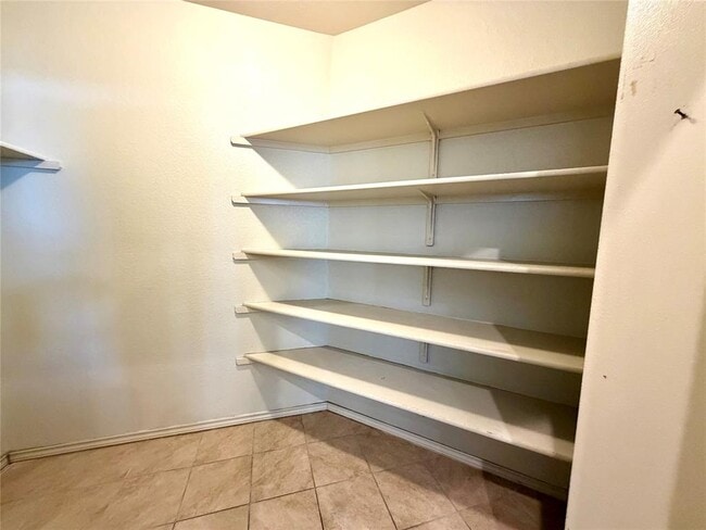 Building Photo - 500 Obsidian Ln