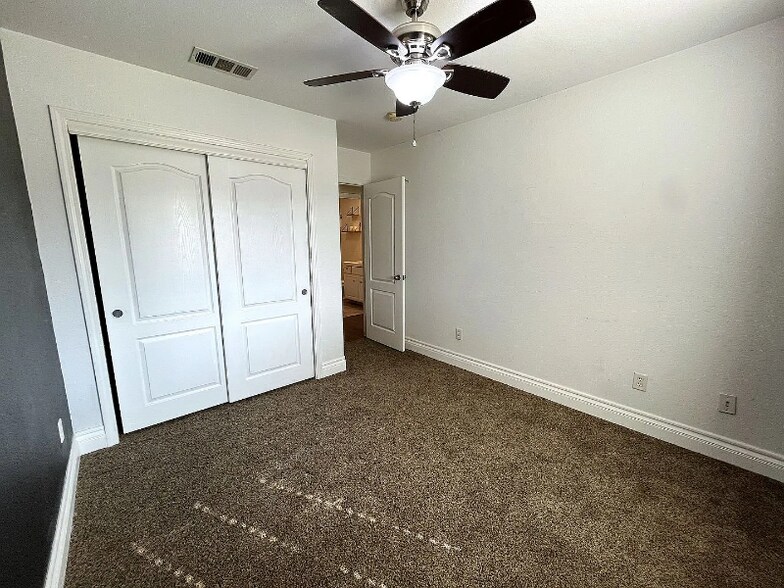 Building Photo - 11622 Pacific Harbor Ave