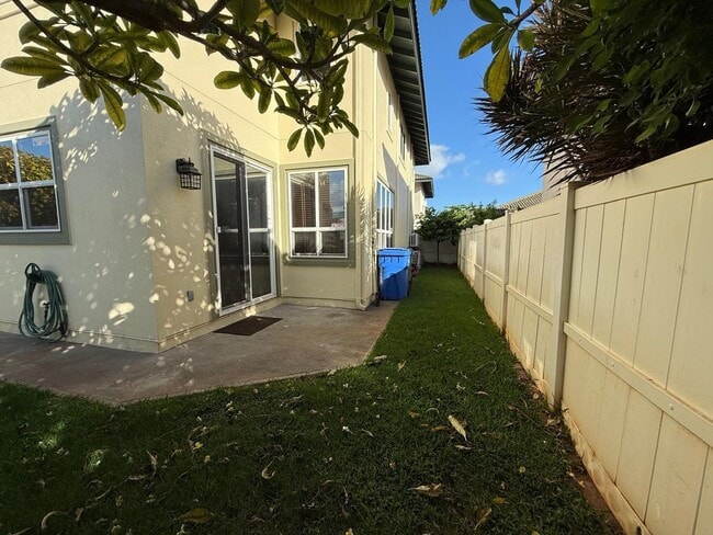 Building Photo - 91-1066 Lanakoi St