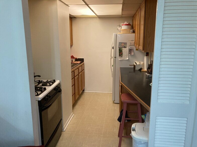 Building Photo - 5353 Columbia Pike