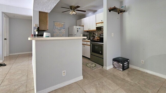 Building Photo - 3995 W McNab Rd