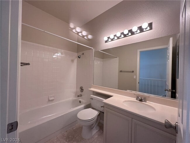 Building Photo - 2268 Ramsgate Dr