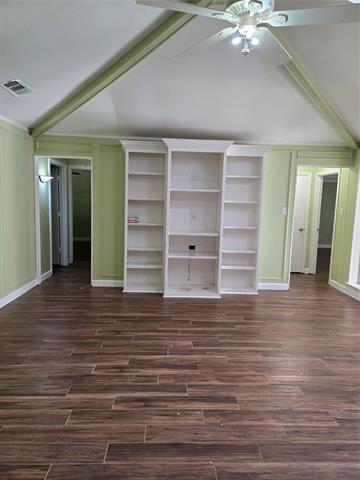 Building Photo - 414 Pebblecreek Dr
