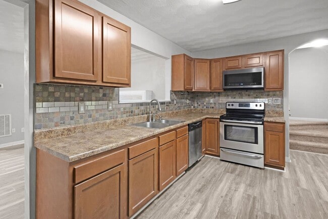 Building Photo - 3 Bed 3.5 Bath Home for Rent in Norfolk!