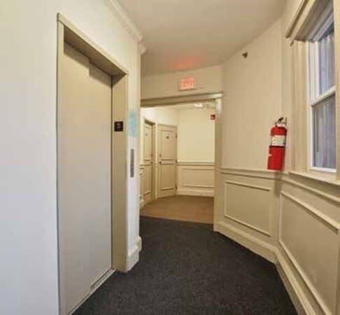 Building Photo - 15 Westland Ave