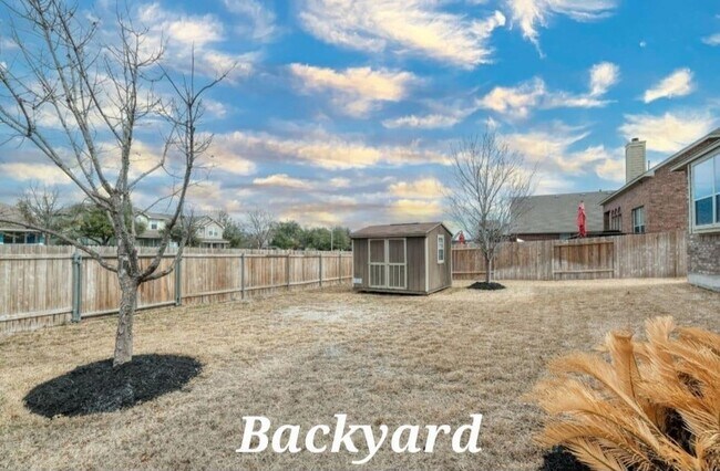 Building Photo - 219 Tulip Trail Bend