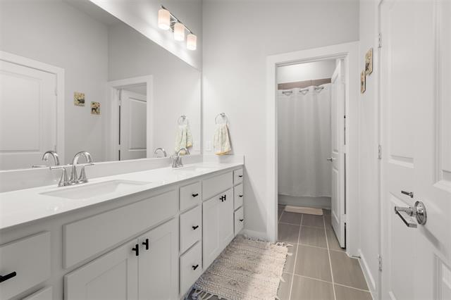 Building Photo - 114 Enclave Wy