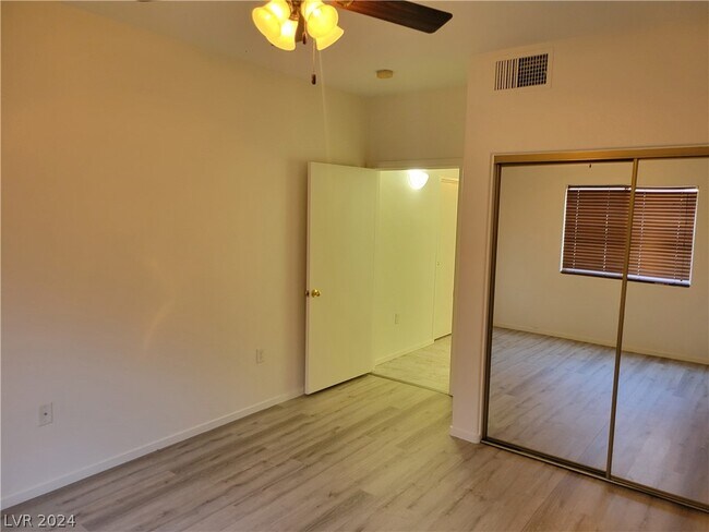 Building Photo - 2053 Jade Creek St