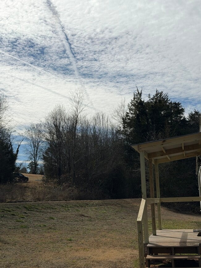 Building Photo - 150 Chips Ct