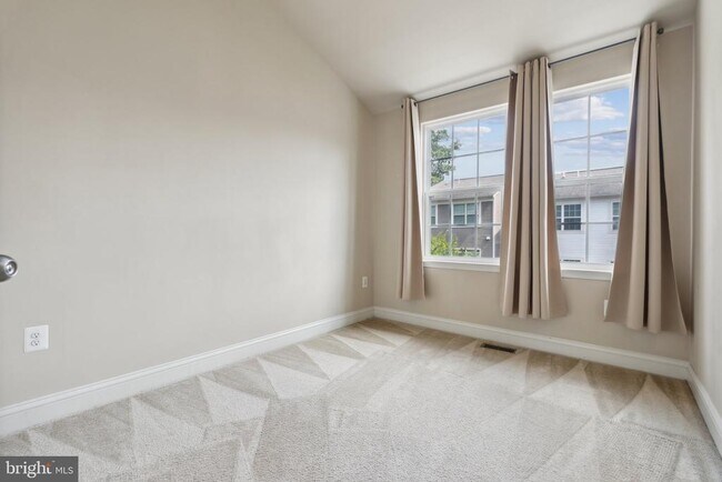 Building Photo - 12709 Horseshoe Bend Cir