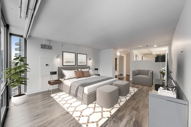 Building Photo - 2 E Erie St