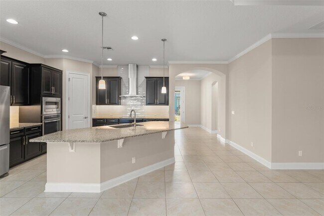 Building Photo - 13833 Behring Ave