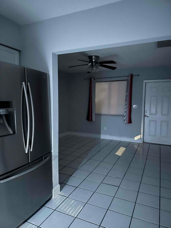 Building Photo - 2124 N 14th Ave