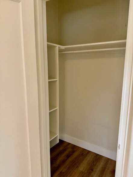 Building Photo - 2546 S 1700 E