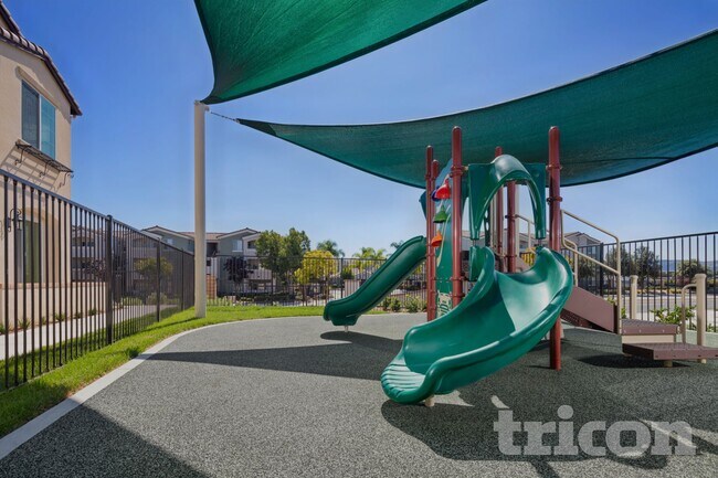 Building Photo - 24634 Amor Ct