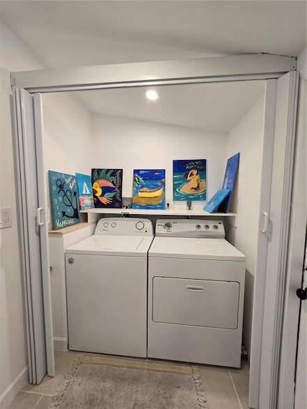 Building Photo - 6343 5th Ave S