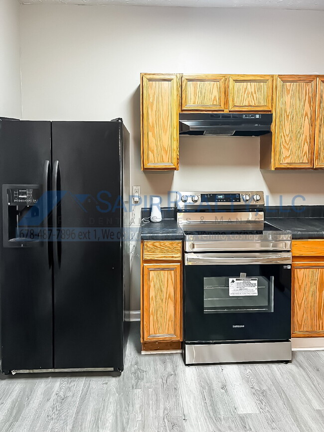 Building Photo - 6110 Camden Forrest Cove