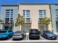 Building Photo - 1504 W Artesia Square