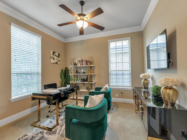 Building Photo - 34106 Mill Creek Way