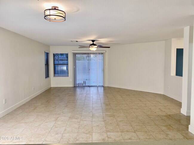 Building Photo - 13658 W Fargo Dr