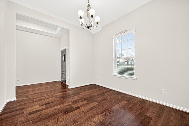 Building Photo - 2803 Monarch Xing